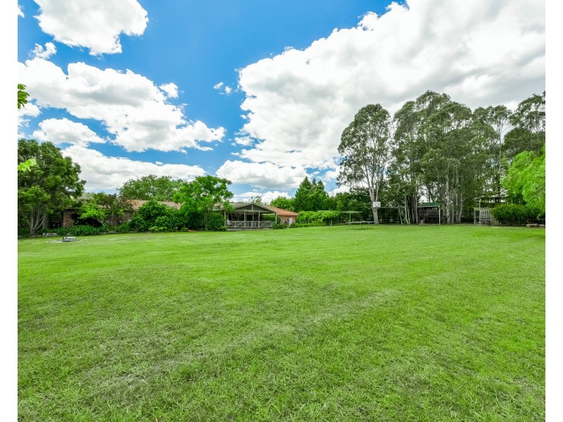 25 Coldenham Road, Picton NSW 2571