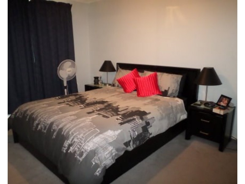 10 Winpara Close, Tahmoor NSW 2573