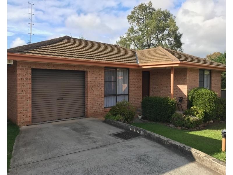 4/46 Struan Street, Tahmoor NSW 2573