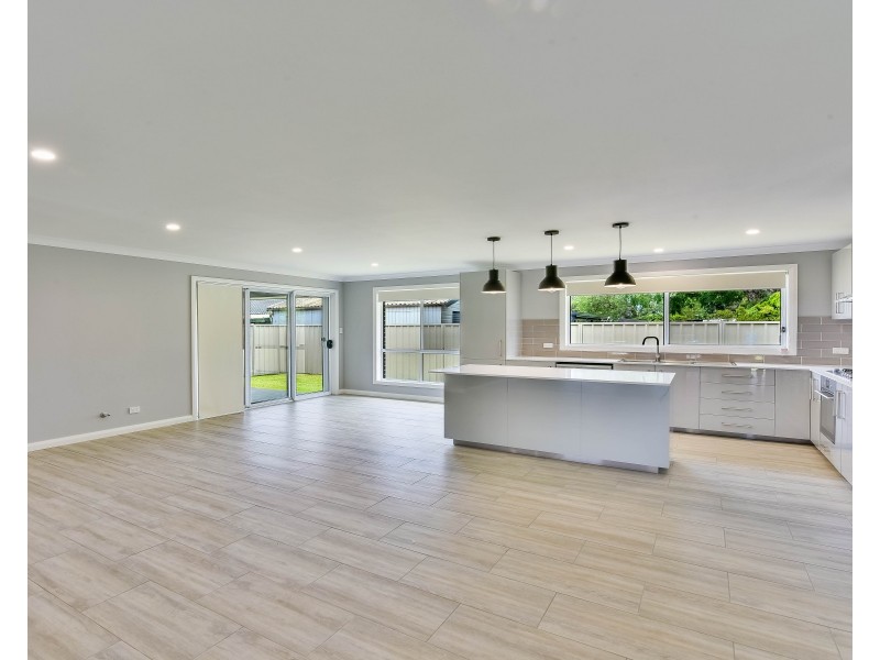 16 Fraser Street, Tahmoor NSW 2573