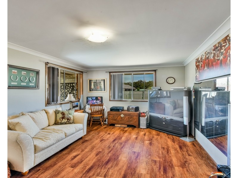 329 Thirlmere Way, Thirlmere NSW 2572
