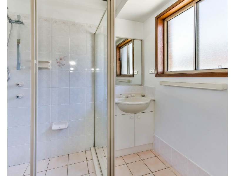 329 Thirlmere Way, Thirlmere NSW 2572