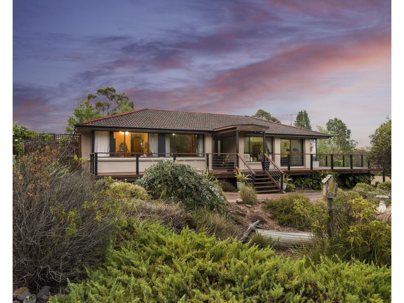 400 West Parade, Buxton NSW 2571