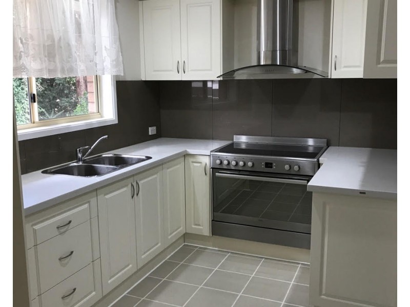 6/10 Windeyer Street, Thirlmere NSW 2572