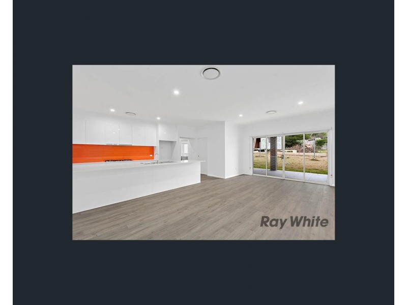 250 Thirlmere Way, Thirlmere NSW 2572