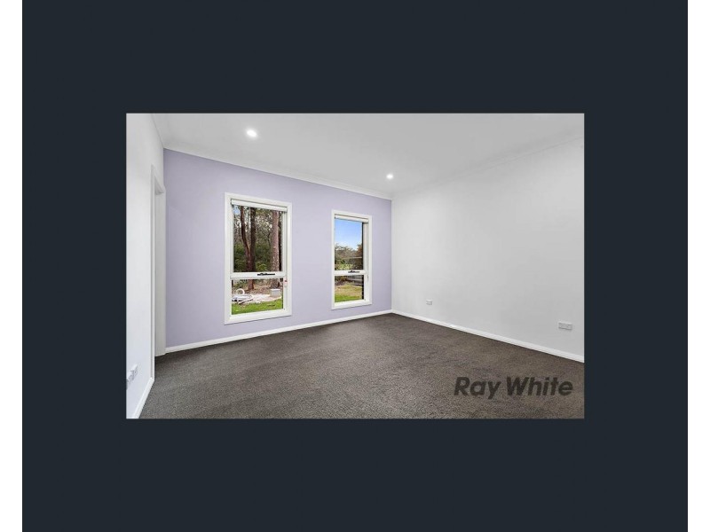 250 Thirlmere Way, Thirlmere NSW 2572