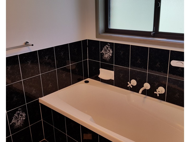 9 Ramsay Street, Picton NSW 2571