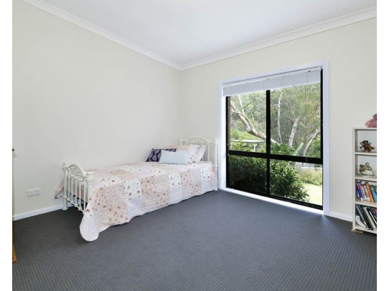 60 West Parade, Buxton NSW 2571