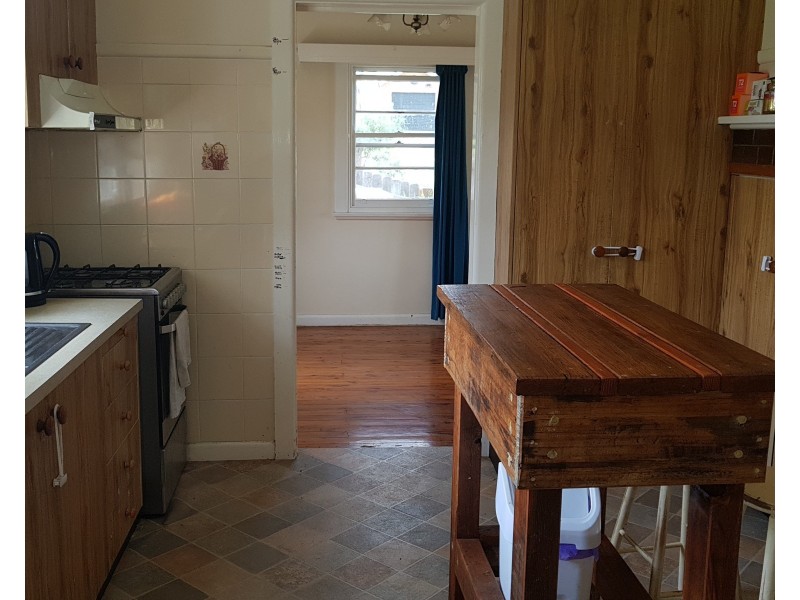 15 Antill Street, Picton NSW 2571