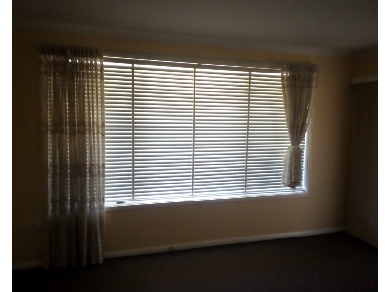 25 Heathcote Street, Picton NSW 2571