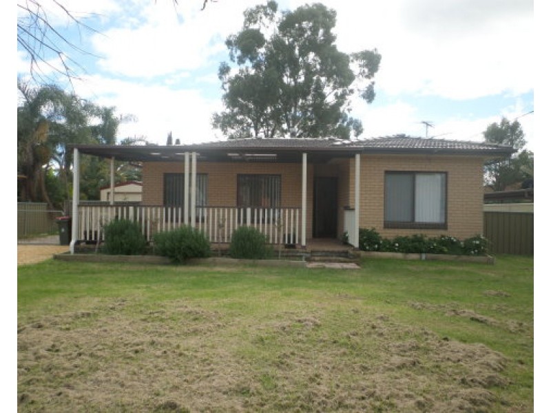 27 King Street, Tahmoor NSW 2573