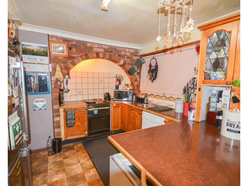 13 Rockford Road, Tahmoor NSW 2573