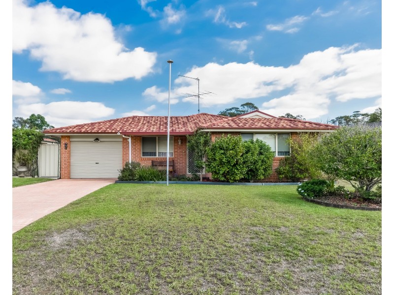 2/5 Madigan Grove, Thirlmere NSW 2572