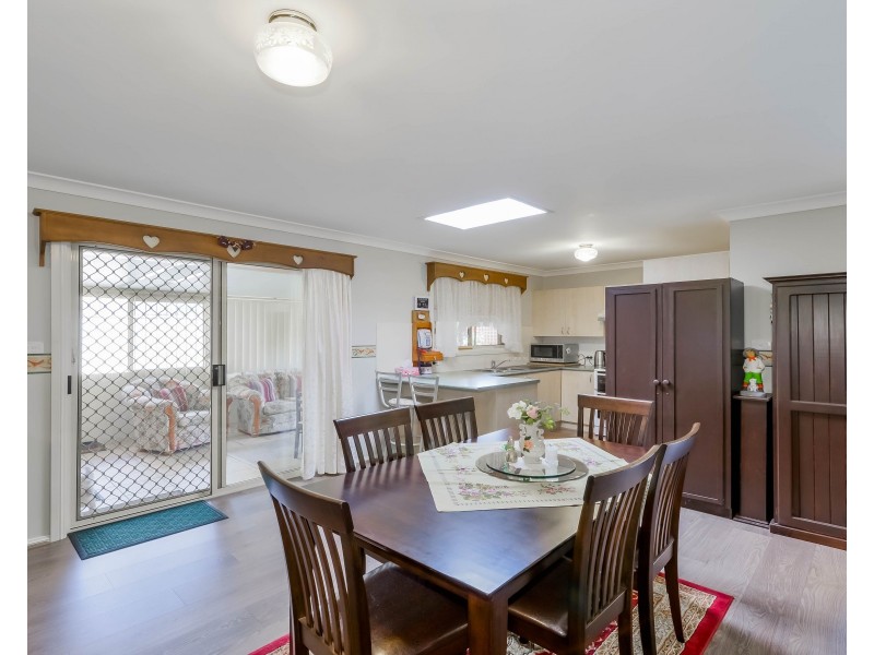 2/5 Madigan Grove, Thirlmere NSW 2572