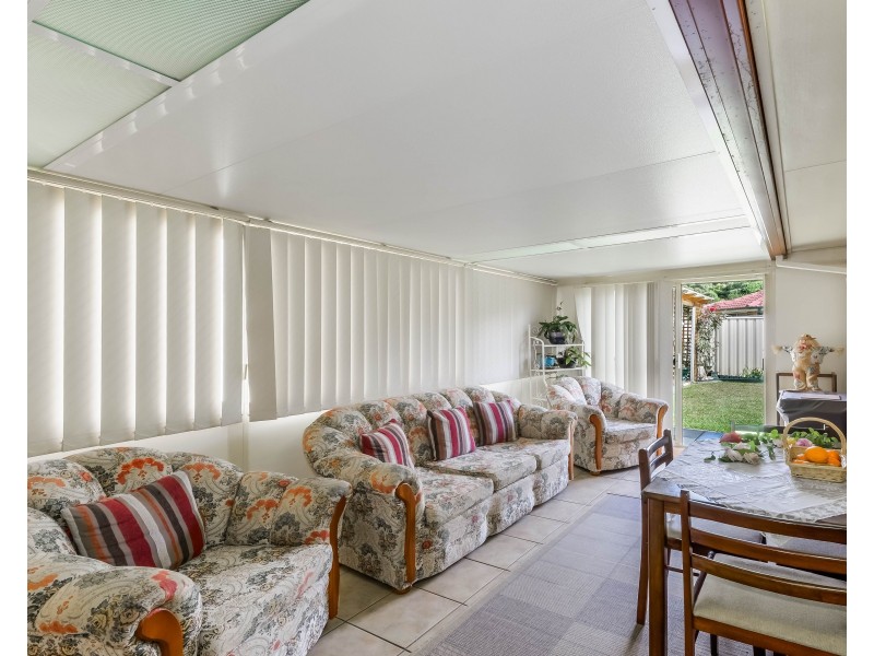 2/5 Madigan Grove, Thirlmere NSW 2572