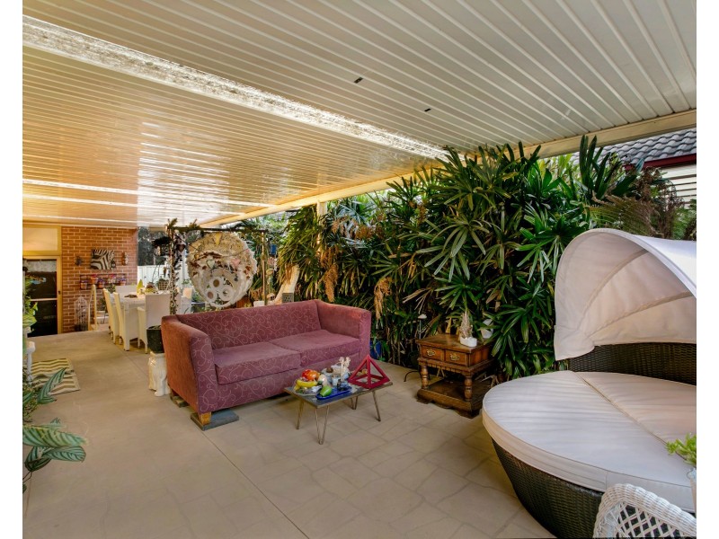 19 Collins Grove, Mount Annan NSW 2567