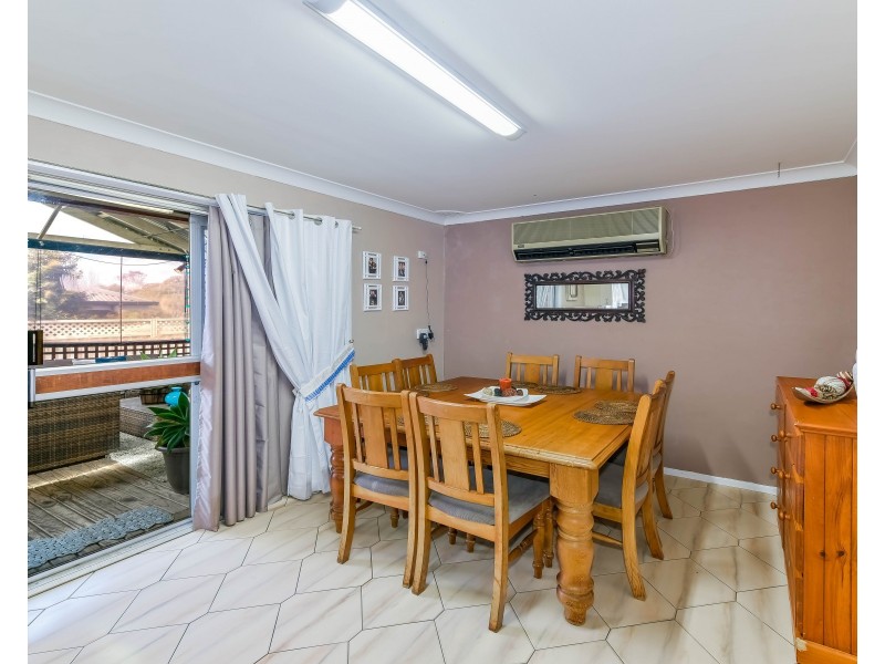74 Westbourne Avenue, Thirlmere NSW 2572