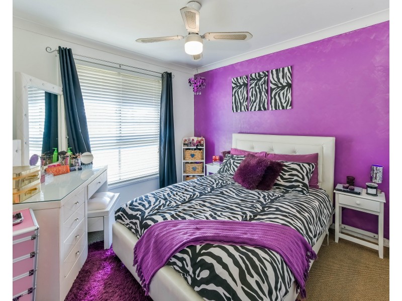 74 Westbourne Avenue, Thirlmere NSW 2572