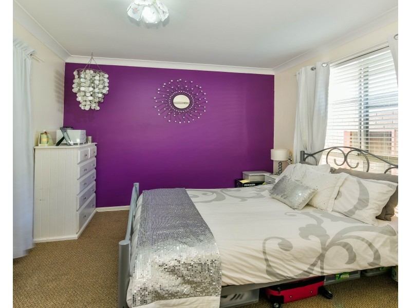 74 Westbourne Avenue, Thirlmere NSW 2572