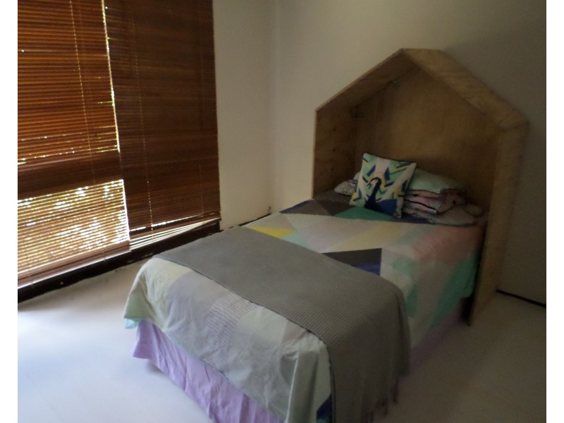 15 Rita Street, Thirlmere NSW 2572