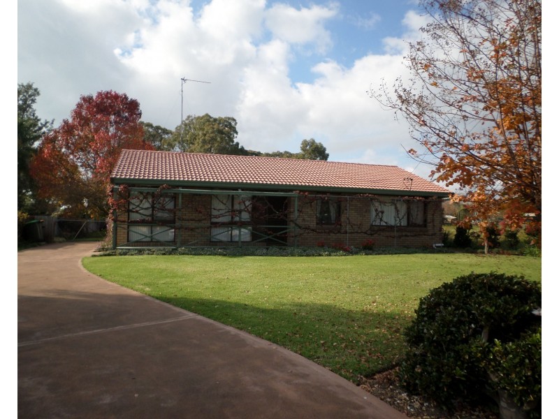 54 Carlton Road, Thirlmere NSW 2572