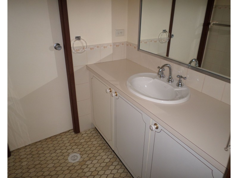 54 Carlton Road, Thirlmere NSW 2572