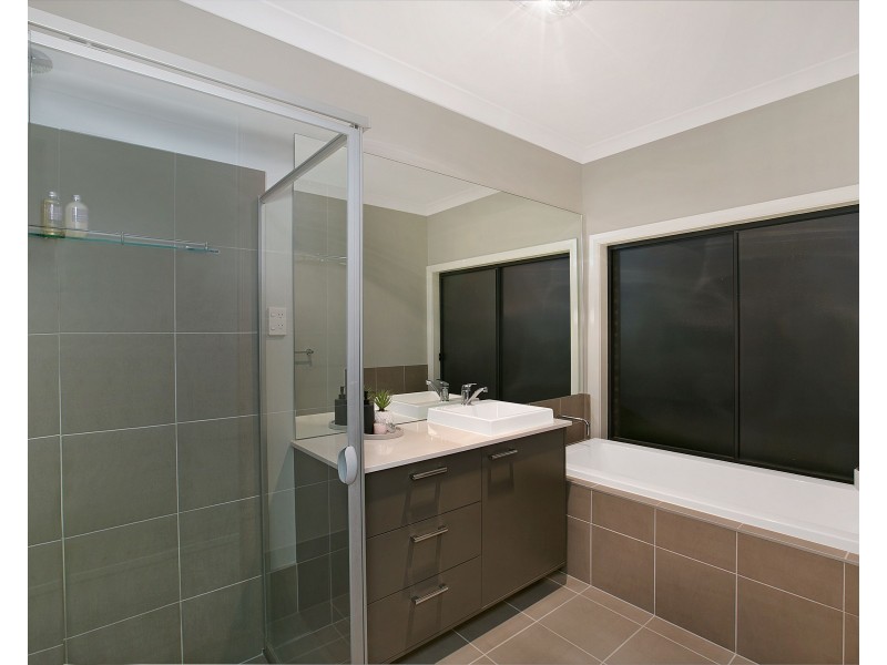 7 Sarazen Crescent, Wilton NSW 2571