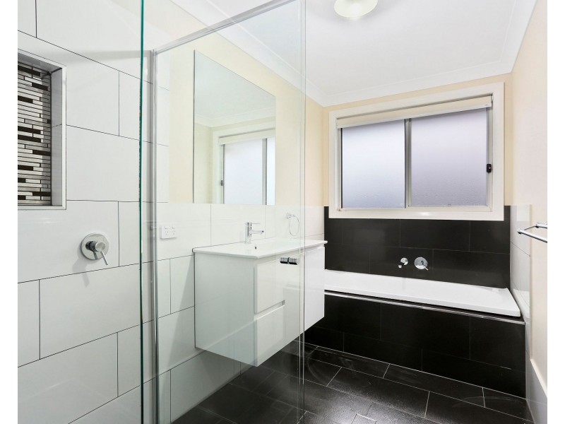 19 Macquarie Place, Tahmoor NSW 2573