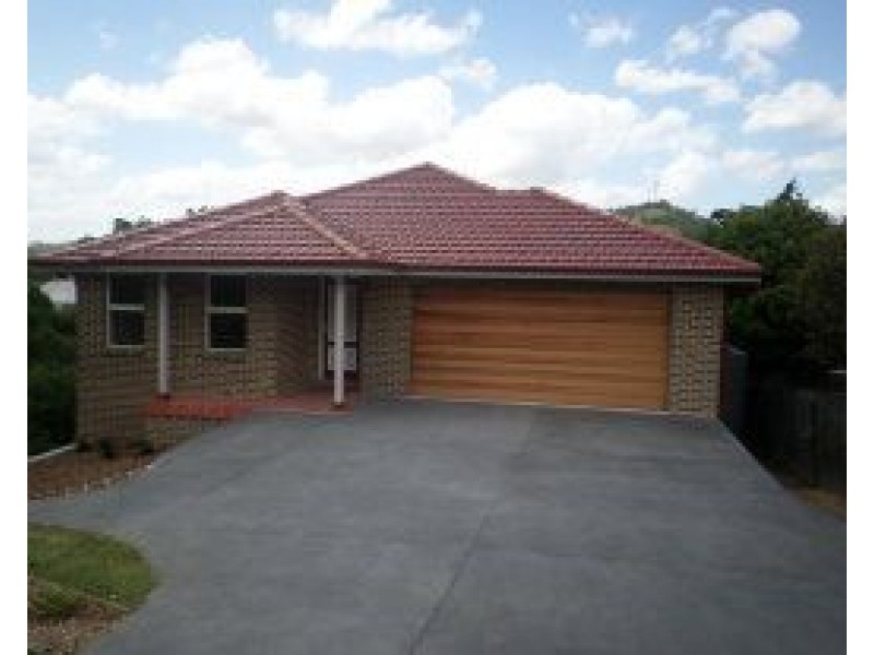 26 Picton Avenue, Picton NSW 2571