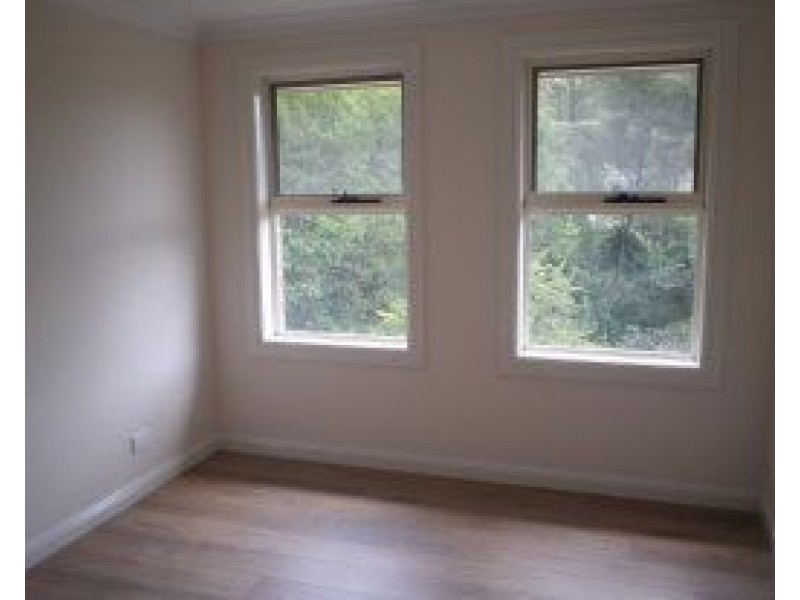 26 Picton Avenue, Picton NSW 2571