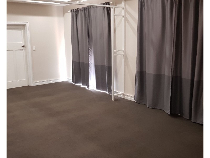 10 Picton Road, Picton NSW 2571