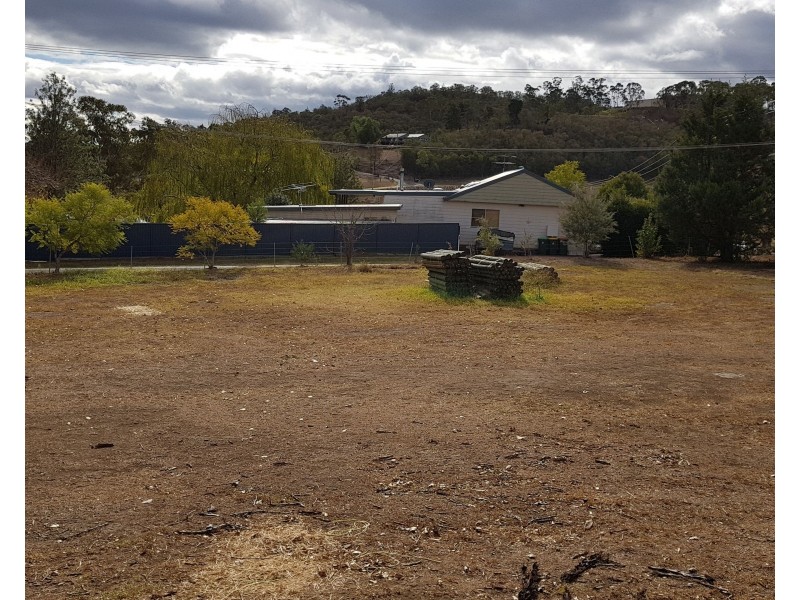 10 Picton Road, Picton NSW 2571