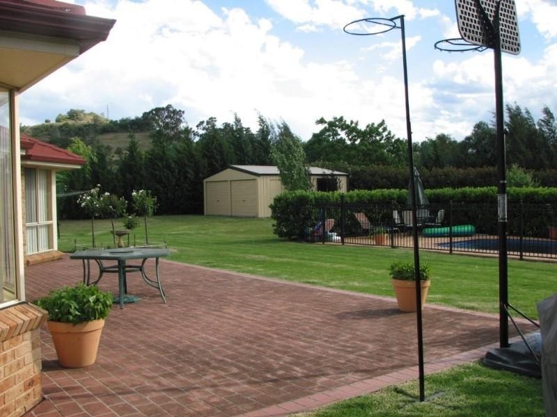 9 Old Racecourse Close, Picton NSW 2571