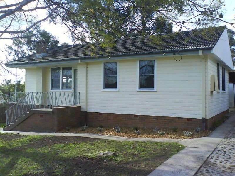 19 Hill Street, Picton NSW 2571