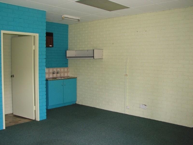 2/182 Argyle Street, Picton NSW 2571