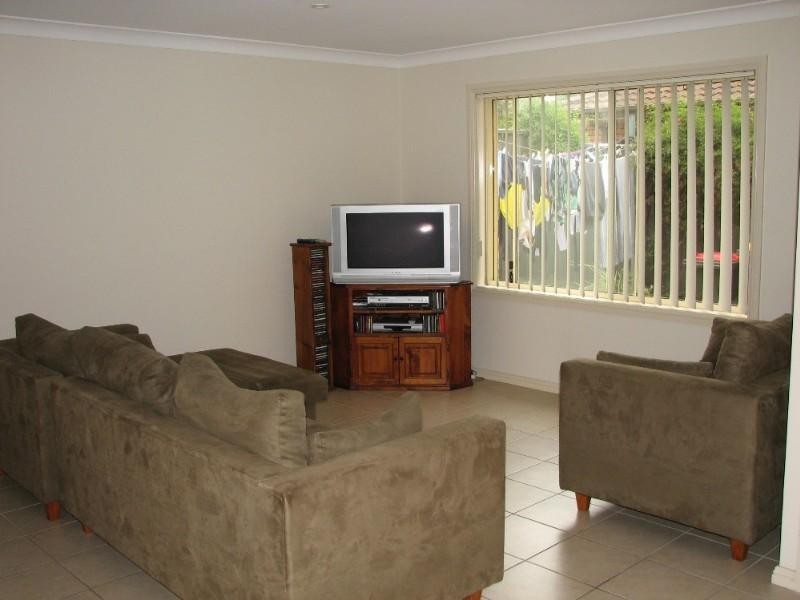 13 Haddon Place, Picton NSW 2571