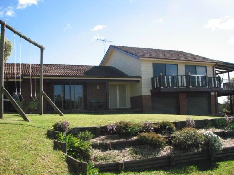 37 Moorland Road, Tahmoor NSW 2573