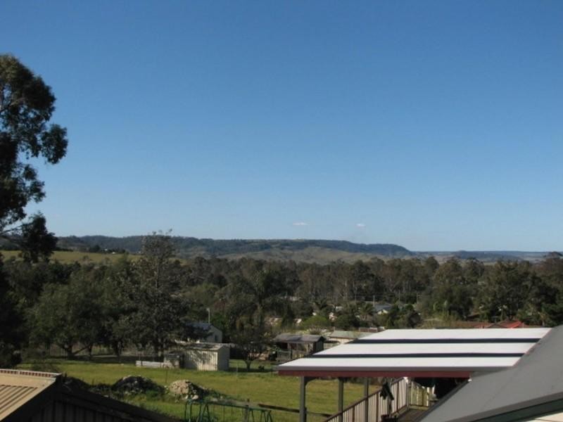 37 Moorland Road, Tahmoor NSW 2573