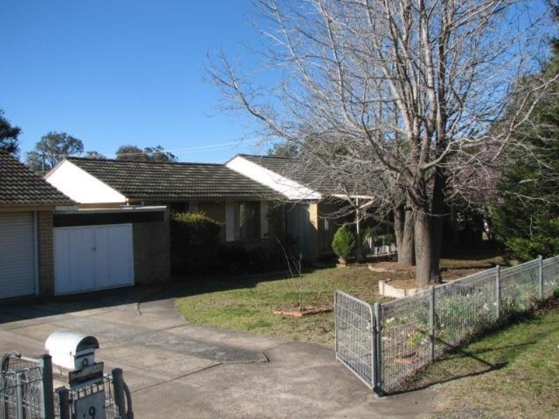 9 Park Street, Tahmoor NSW 2573