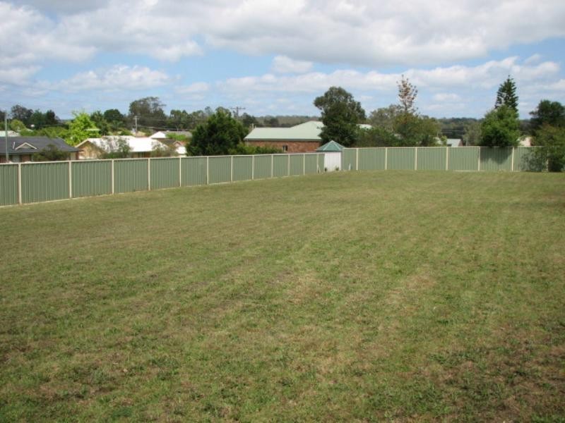 13 (Lot 252) North Street, Thirlmere NSW 2572