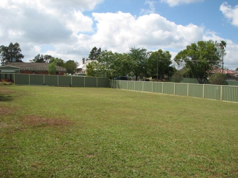 13 (Lot 252) North Street, Thirlmere NSW 2572