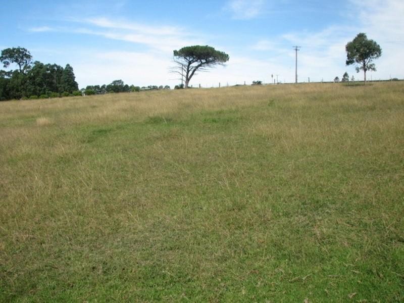 370 Mt Hercules Road, Razorback NSW 2571