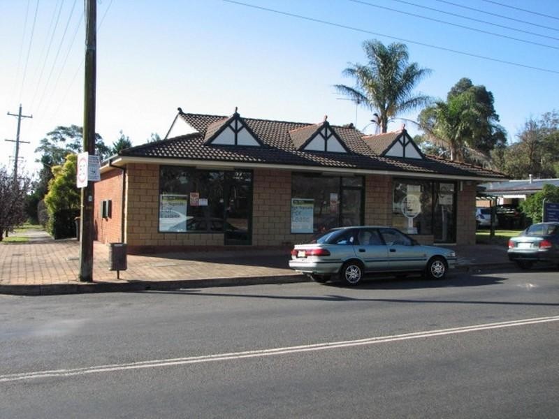 2/57 Oaks Road, Thirlmere NSW 2572