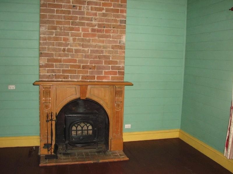 222 Menangle Street, Picton NSW 2571