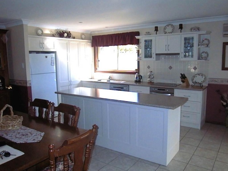 75 Shelleys Lane, Thirlmere NSW 2572