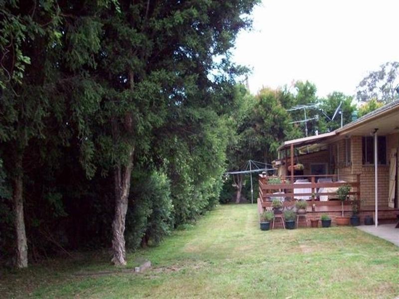 9 Park Street, Tahmoor NSW 2573