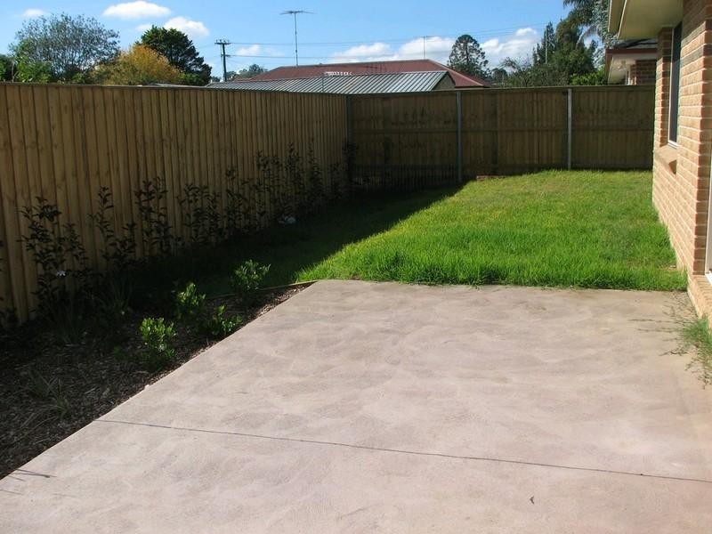 16 Valerie Street, Tahmoor NSW 2573