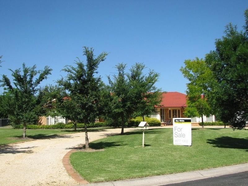 9 Old Racecourse Close, Picton NSW 2571