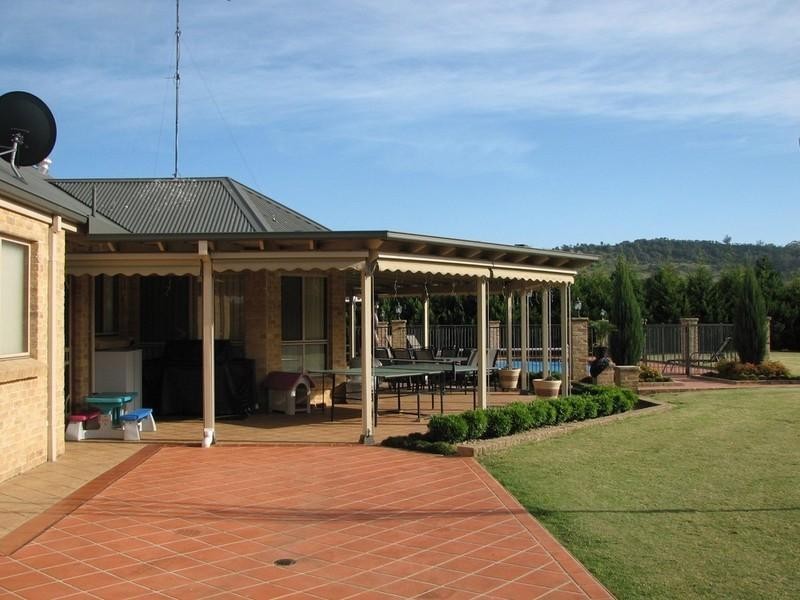 10 Davies Place, Picton NSW 2571