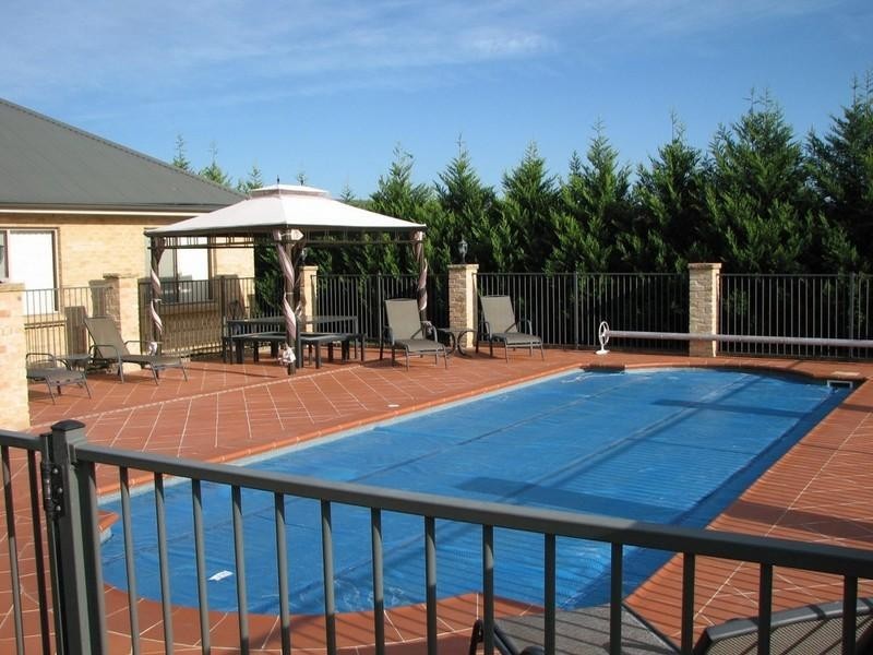 10 Davies Place, Picton NSW 2571